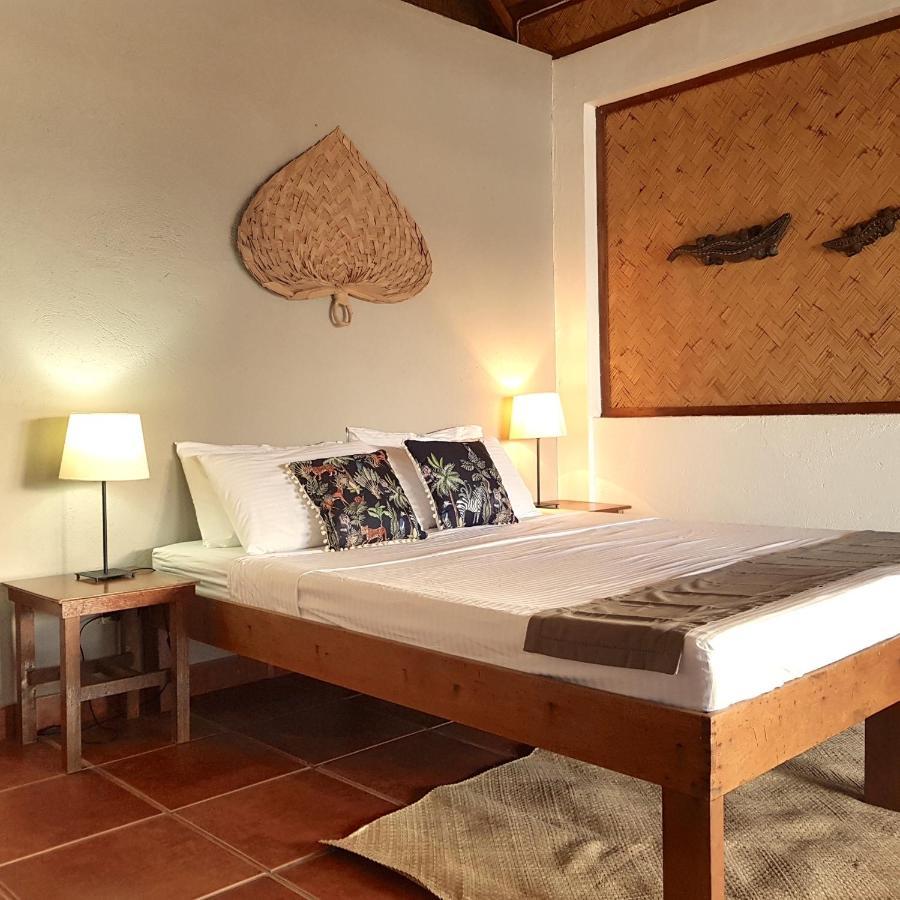 Golden Monkey Beach Hotel El Nido Exterior foto