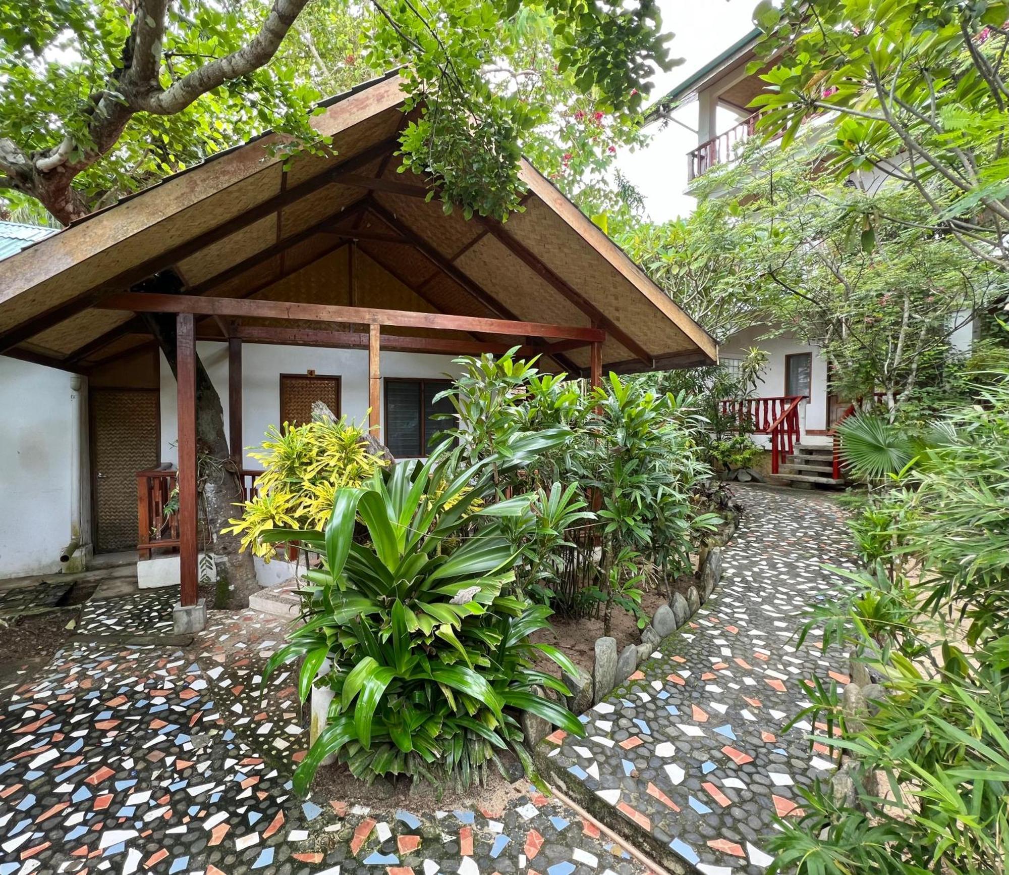 Golden Monkey Beach Hotel El Nido Exterior foto