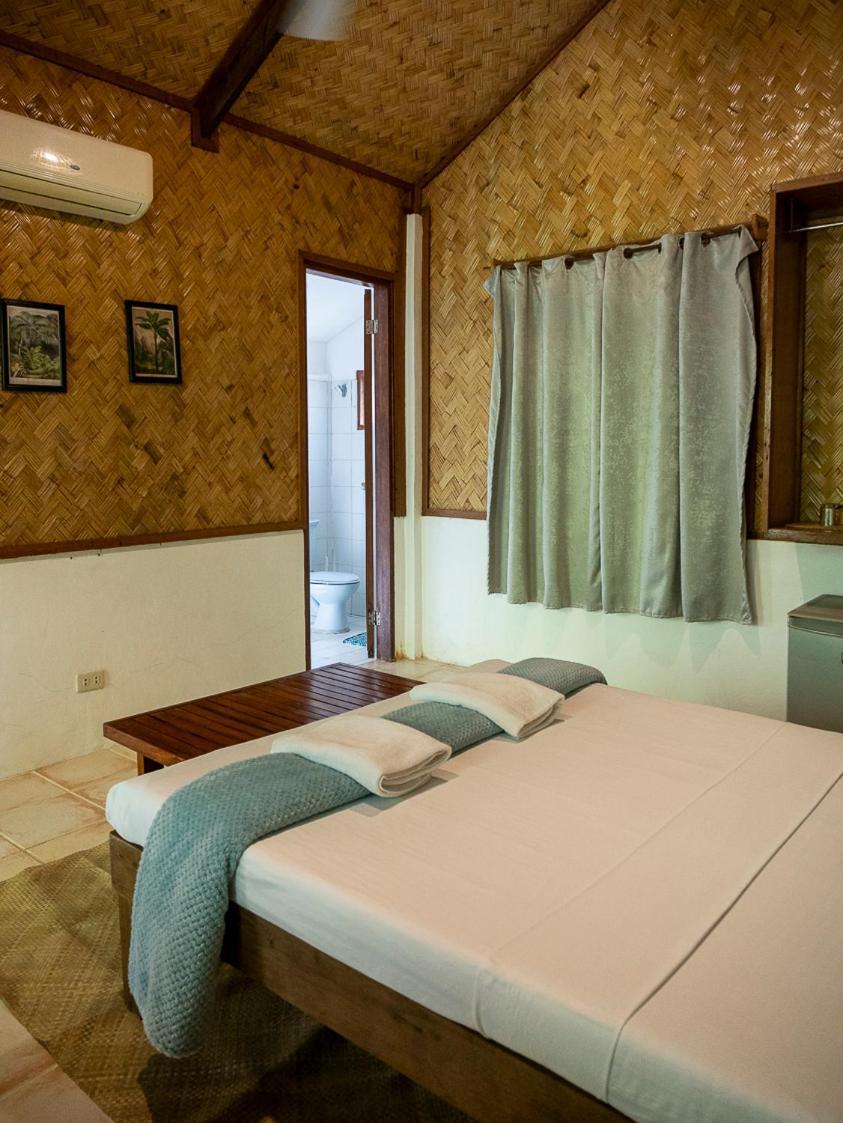 Golden Monkey Beach Hotel El Nido Exterior foto
