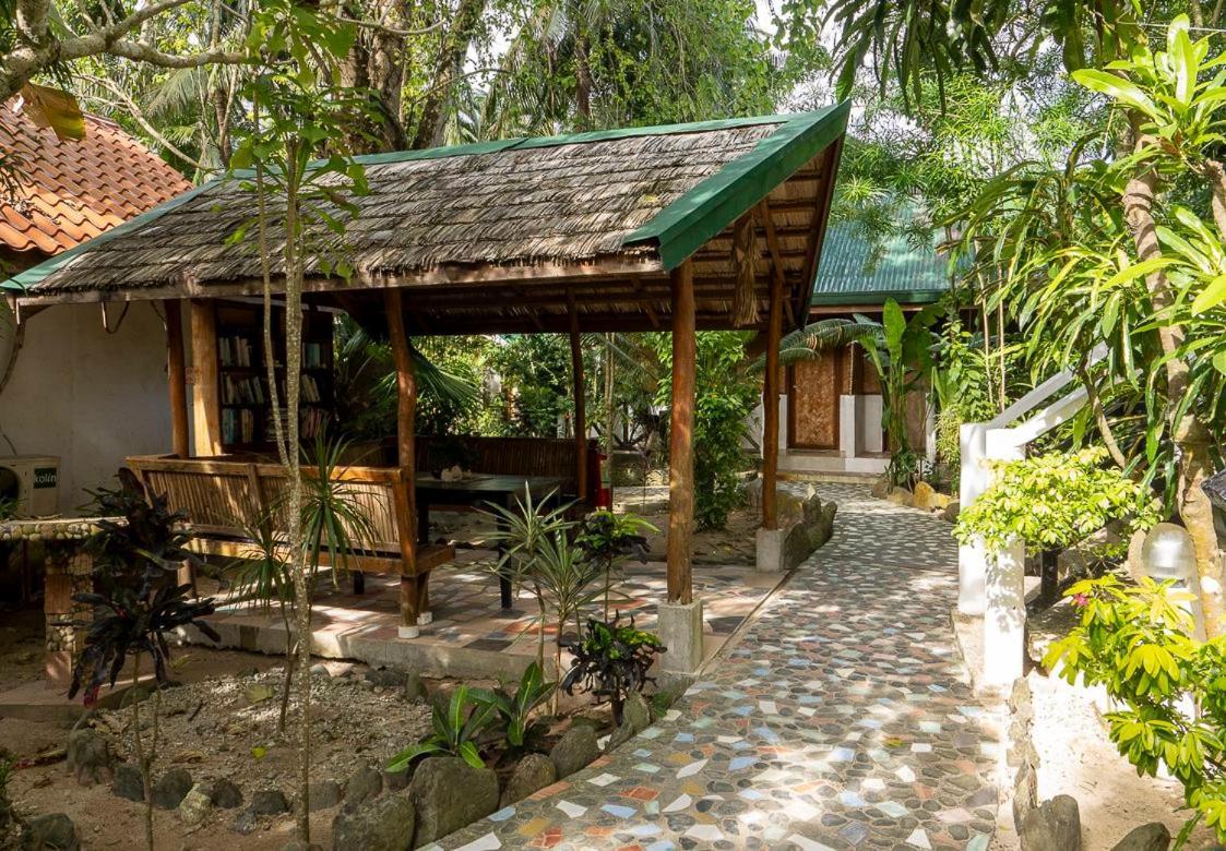 Golden Monkey Beach Hotel El Nido Exterior foto